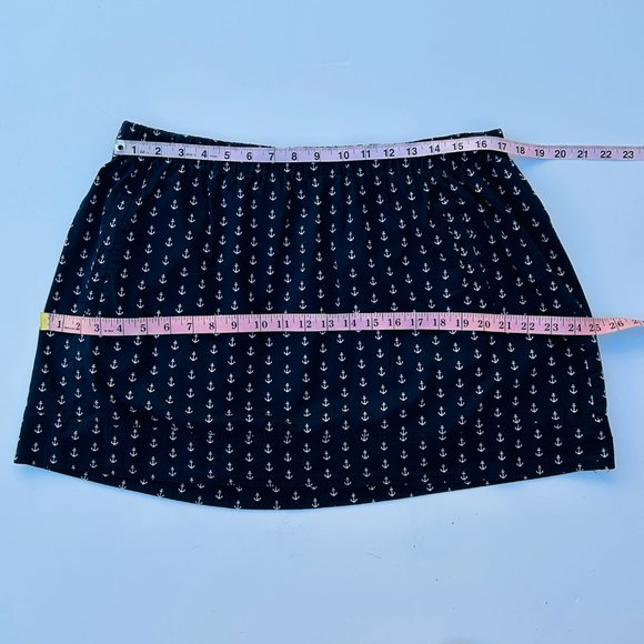 J. Crew Pull-On Navy Mini Skirt with White Anchor⚓️ Print (size XL) - Picture 8 of 10